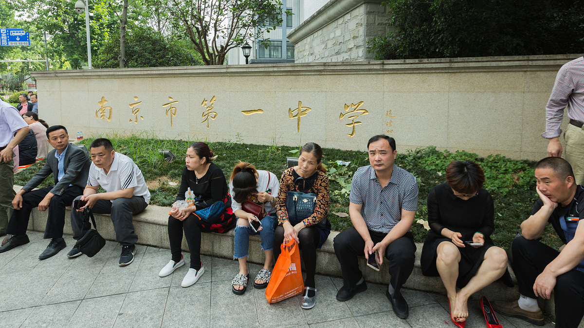 成都希望卫校老年服务与管理专业介绍 - 培养高素质老年服务人才