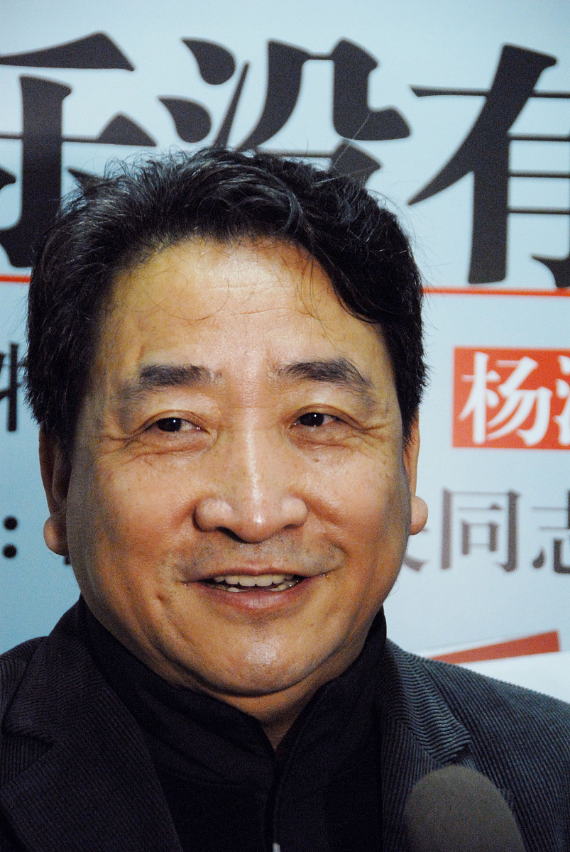 2008年3月11日,北京,近日,德云社众人博客炮轰姜昆.(资料图)+++_+++姜