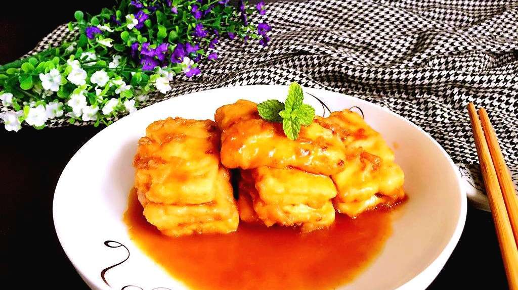黑松露锅塌豆腐:黑松露搭配豆腐,美味又营养!