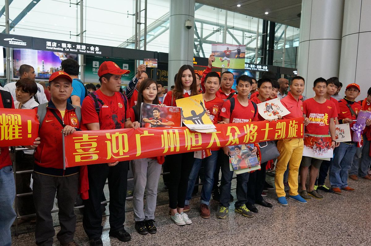 亚运健儿归来！潮新闻直播直击接机现场，网友：这才是真正的潮流！