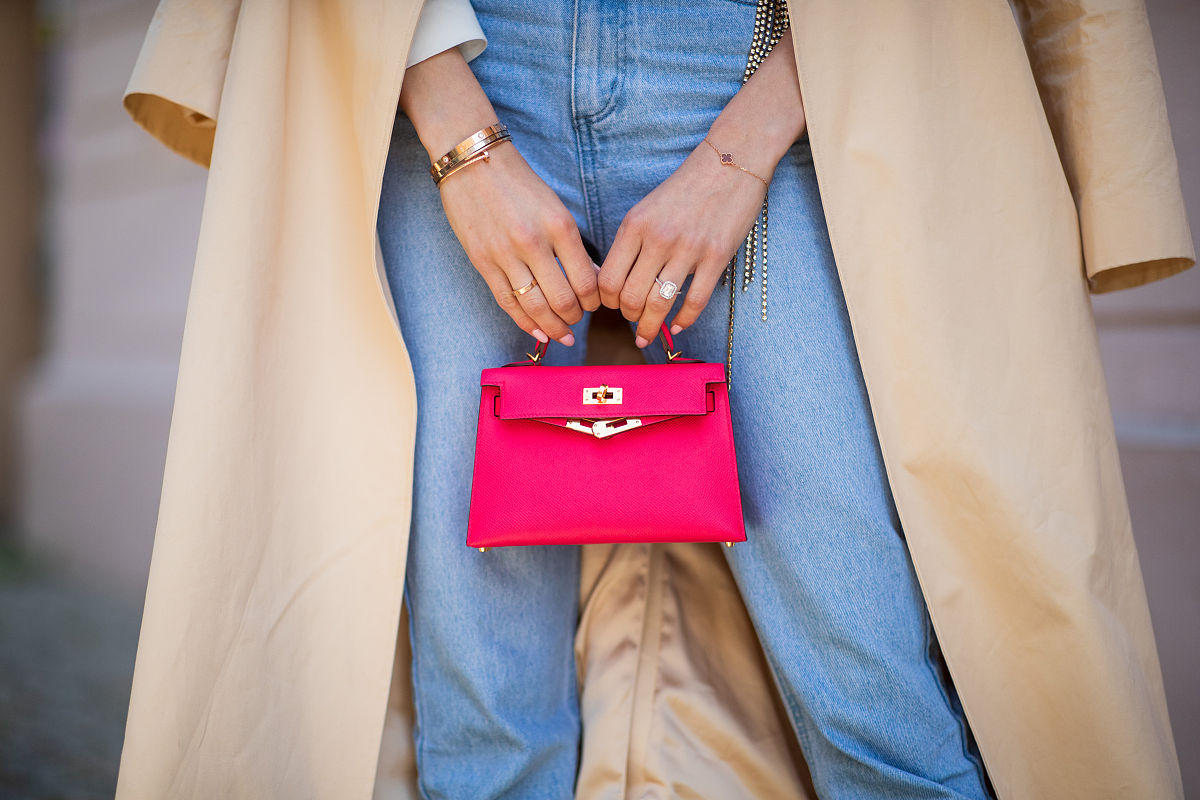 爱马仕2023秋冬 Kelly & Birkin 变奏款：经典重塑，时尚新生