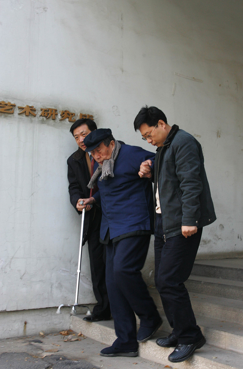 请生成10个笔名