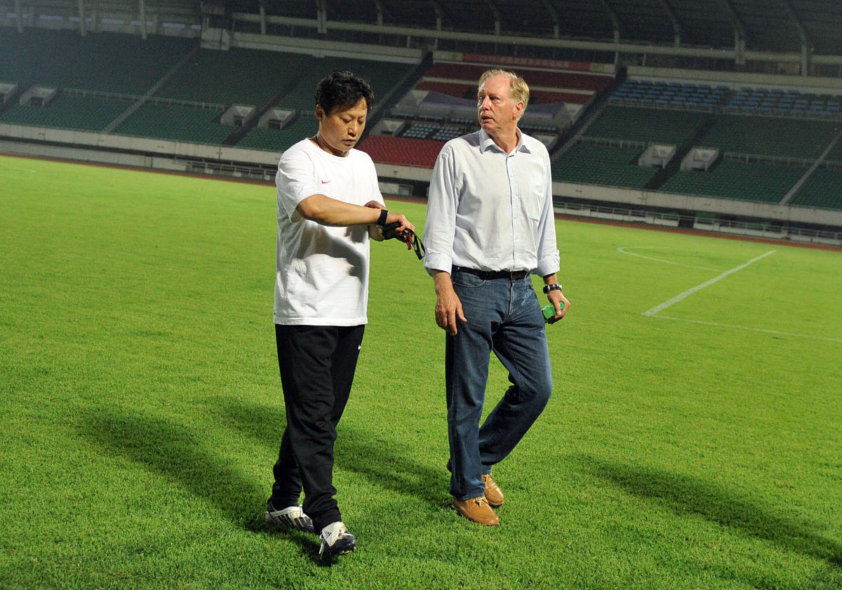 足球长传球技术毕业论文题目精选：战术应用、训练优化、技术差异