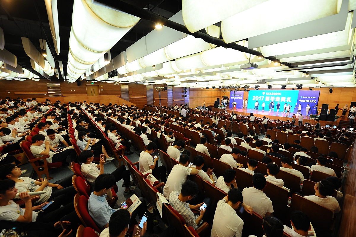 杭州2022年初中毕业生选择中专学校指南：如何找到适合你的学校？