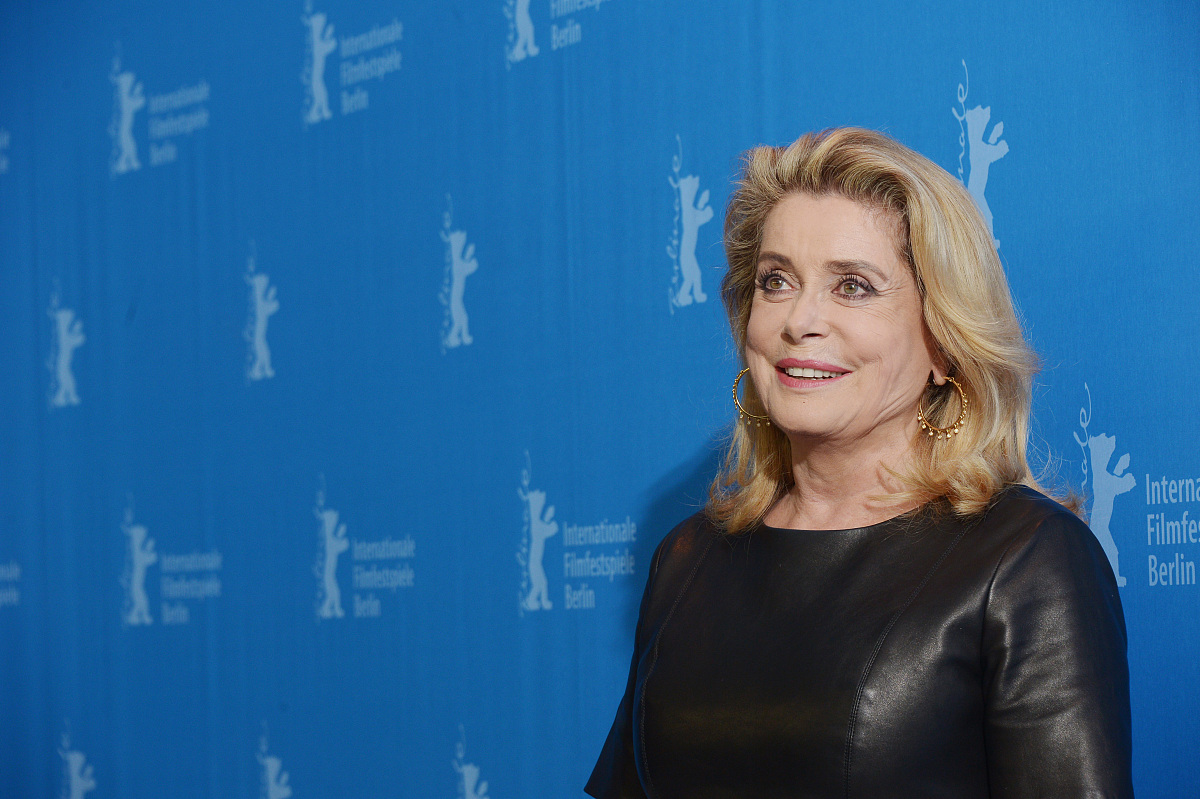 2023年云南经贸外事职业学院助产招生简章