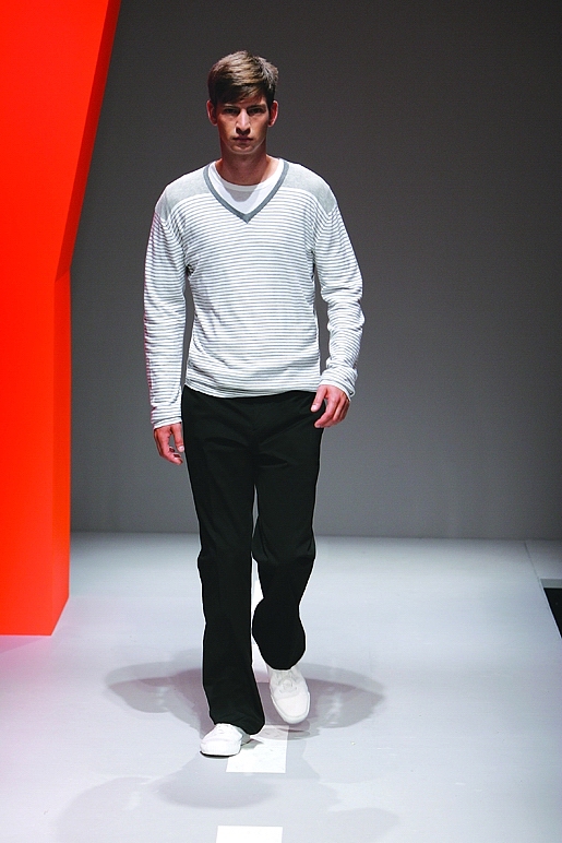 《招惹》vs《最食人间烟火色》：都市情感剧的剧情、人物、主题对比分析