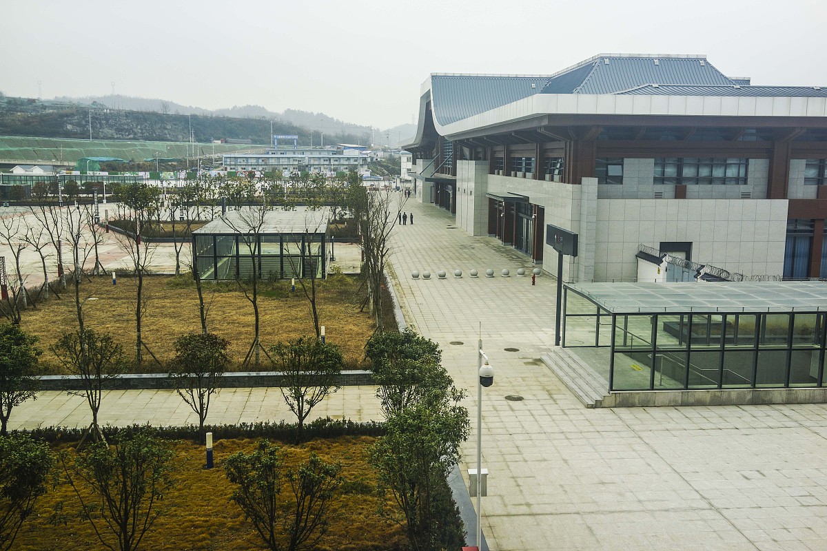 「贵阳公办职业学校」贵阳航空高高铁学校升学及就业保障