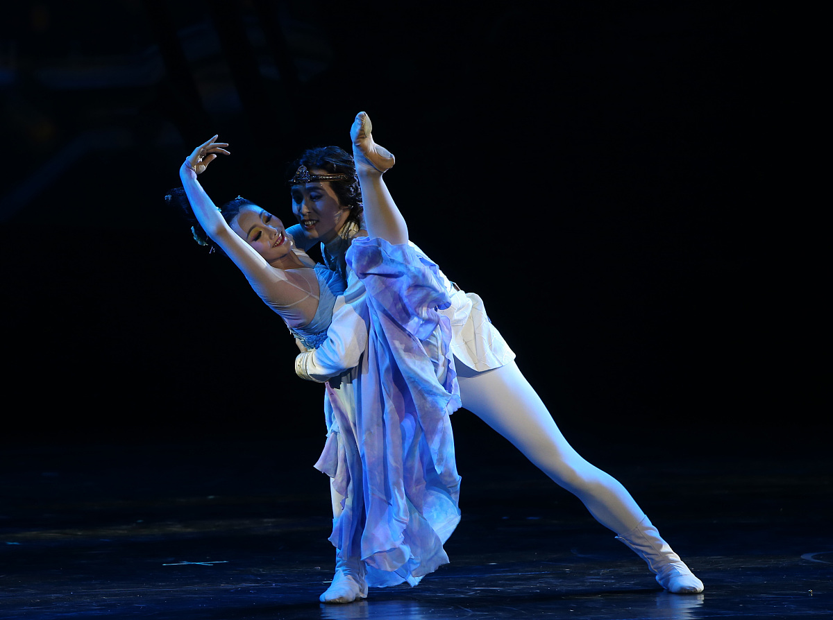 古典舞：中国传统舞蹈的精髓与魅力