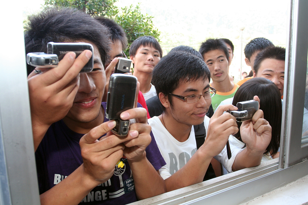福建哪所学校开设有飞机维修专业？