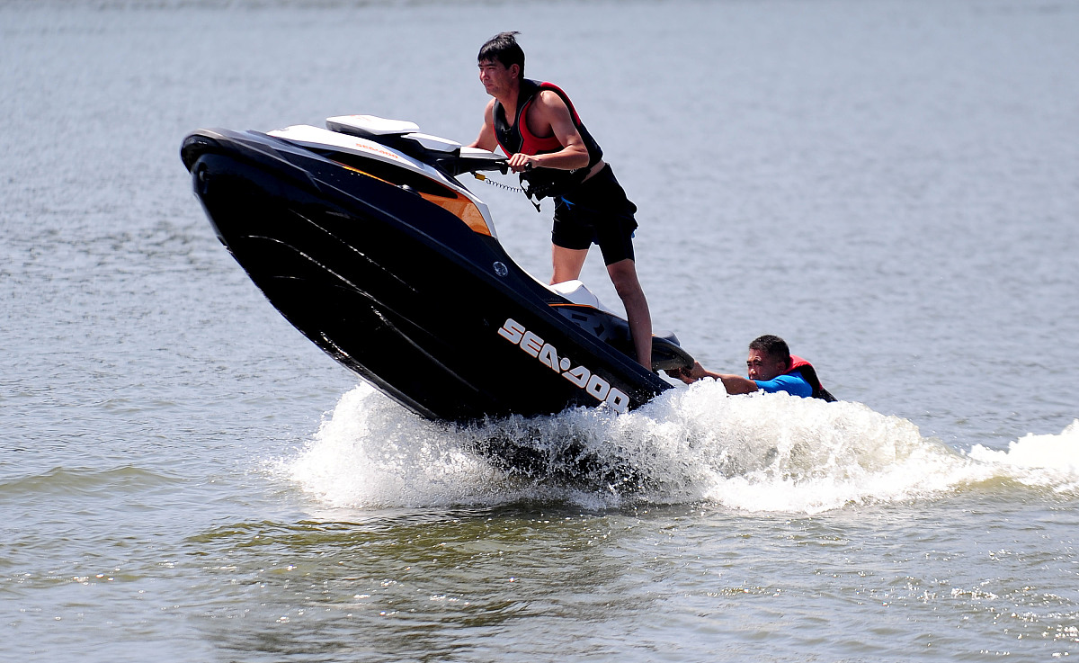 初中毕业生能读重庆市航空学校吗