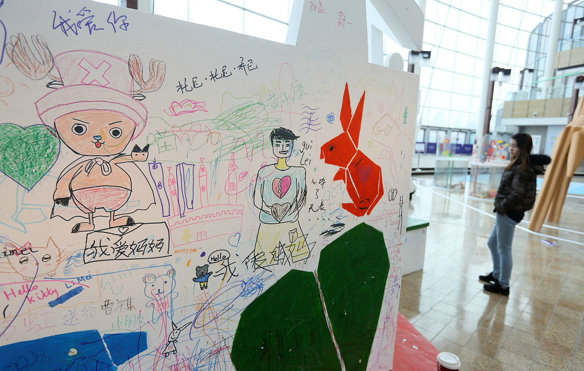 研究生政治思想评语：思想、学习、科研能力全面提升