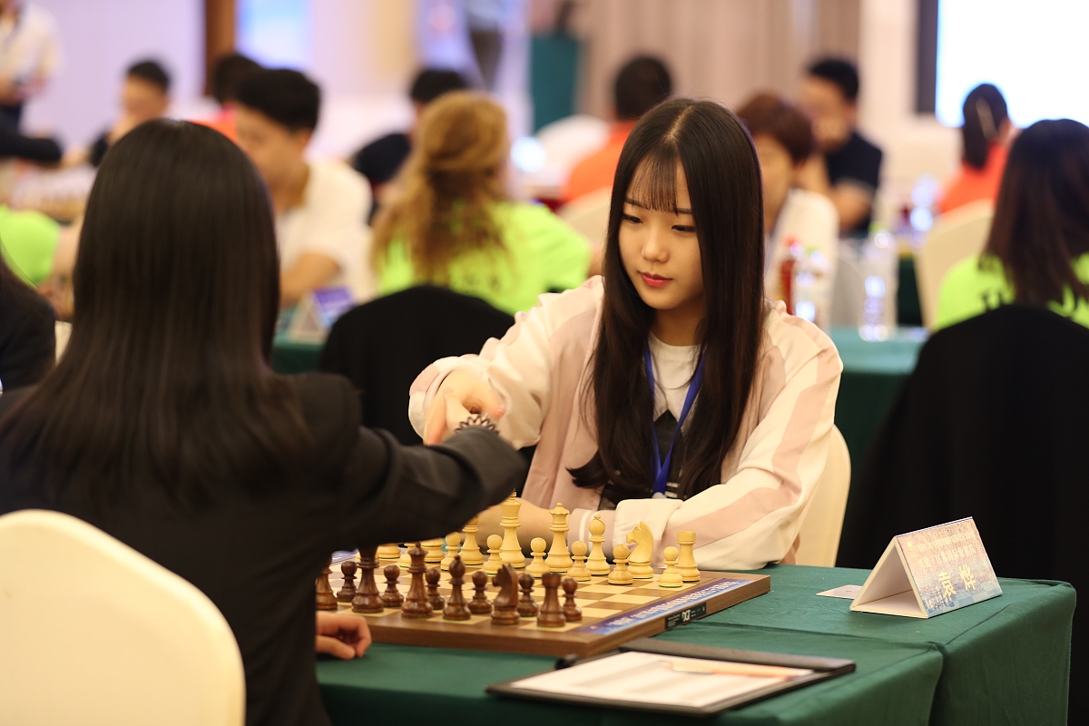 在百度怎么开象棋直播间 操作步骤帮我用210字详细描述