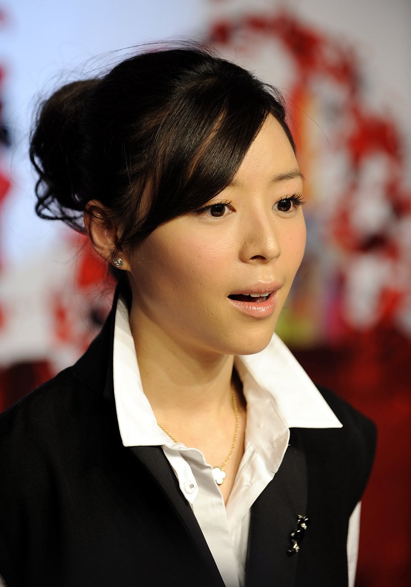 2009年2月27日讯,北京,娱乐节目《娱乐现场》十周年庆典举行发布会.**
