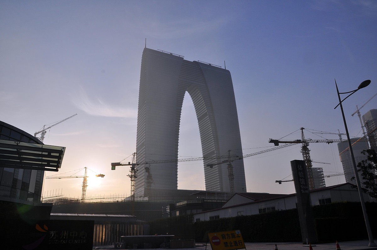 2015年4月11日,江苏苏州,苏州地标性建筑东方之门.***_***