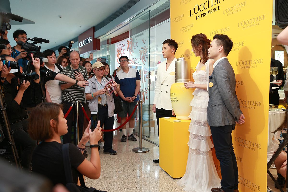 2017年9月13日,香港,明星出席 l'occitane阳光概念店开幕活动.黄翠如 