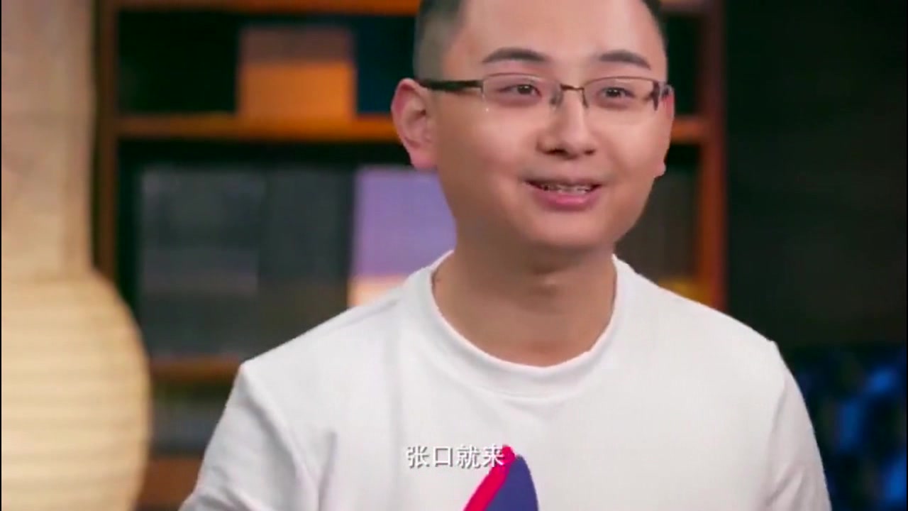 圆桌派:女老师为了不让学生看金庸,竟然让他们以血立誓!