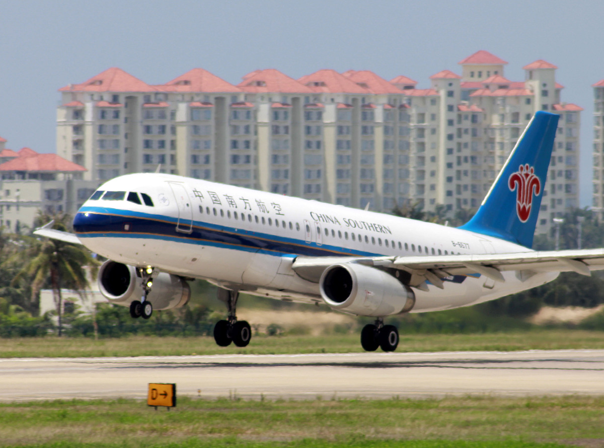 航空服务专业就业前景：广阔发展空间与技能需求