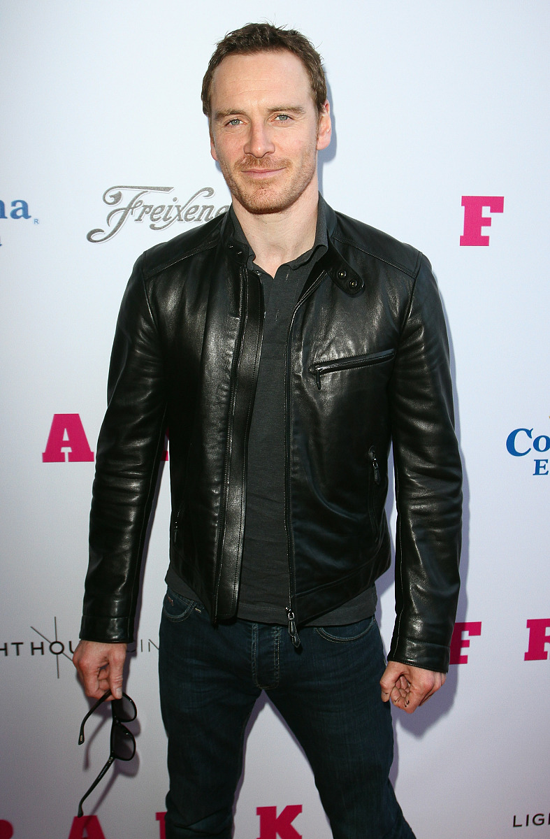 孤胆车神夜店能干嘛，