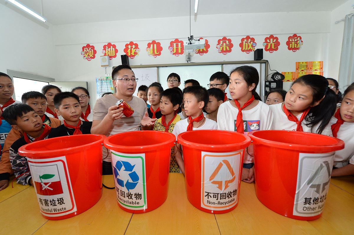 优秀教师评价：教学质量高，学生受益匪浅