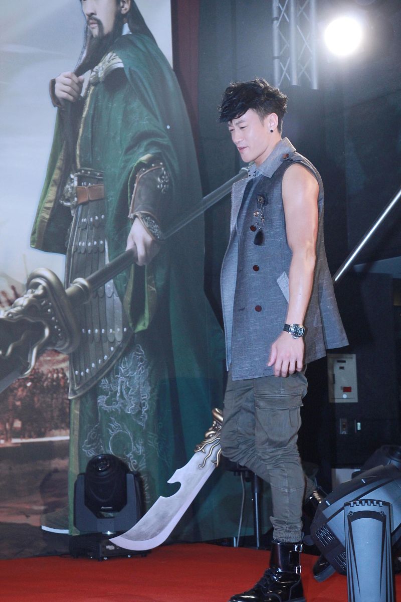 王国保卫战4手游更新：全新关卡、英雄、装备和玩法上线！