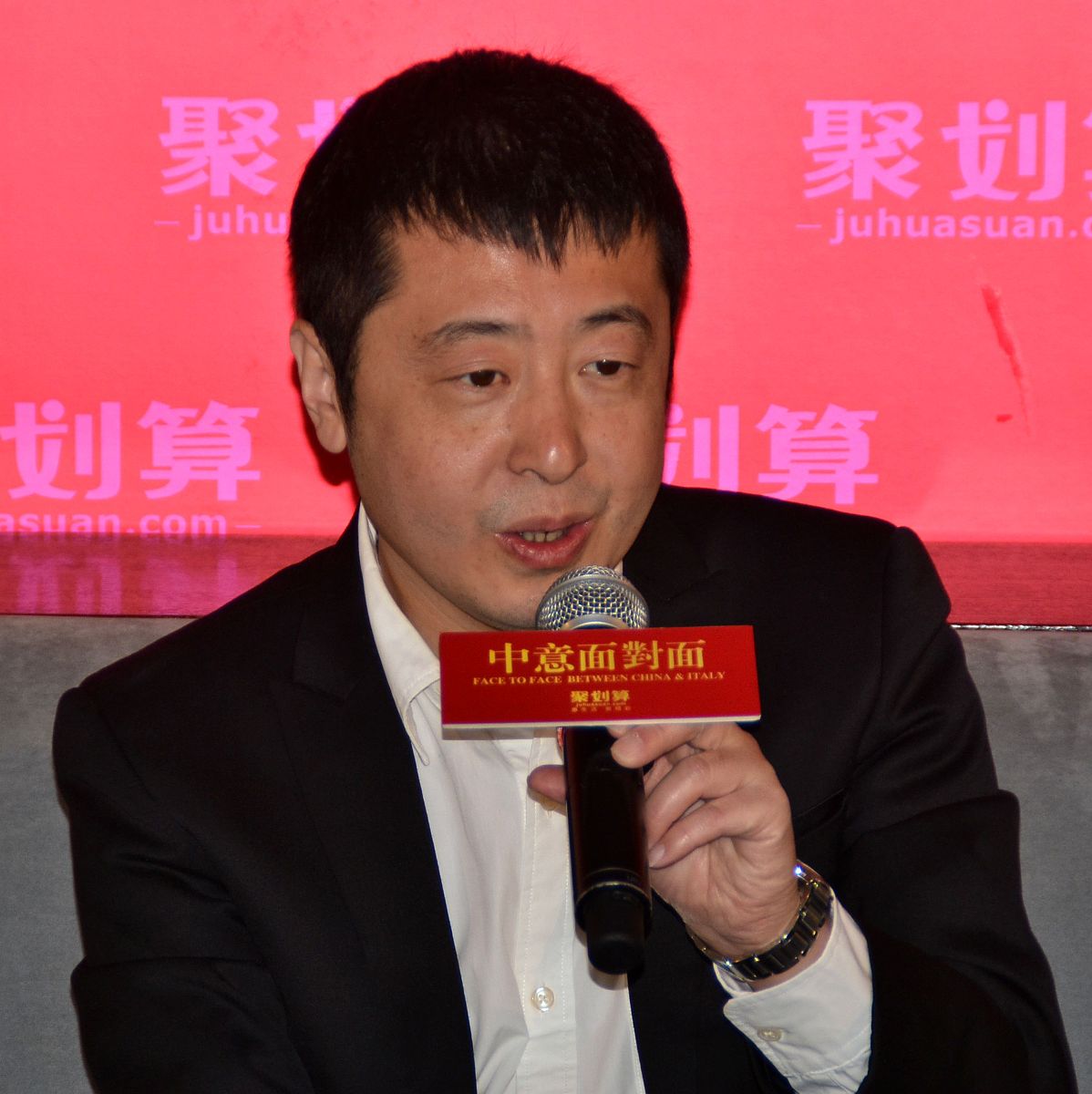 2014年03月17日,上海,淘宝聚划算中意面对面活动在黄浦江游艇上举行.