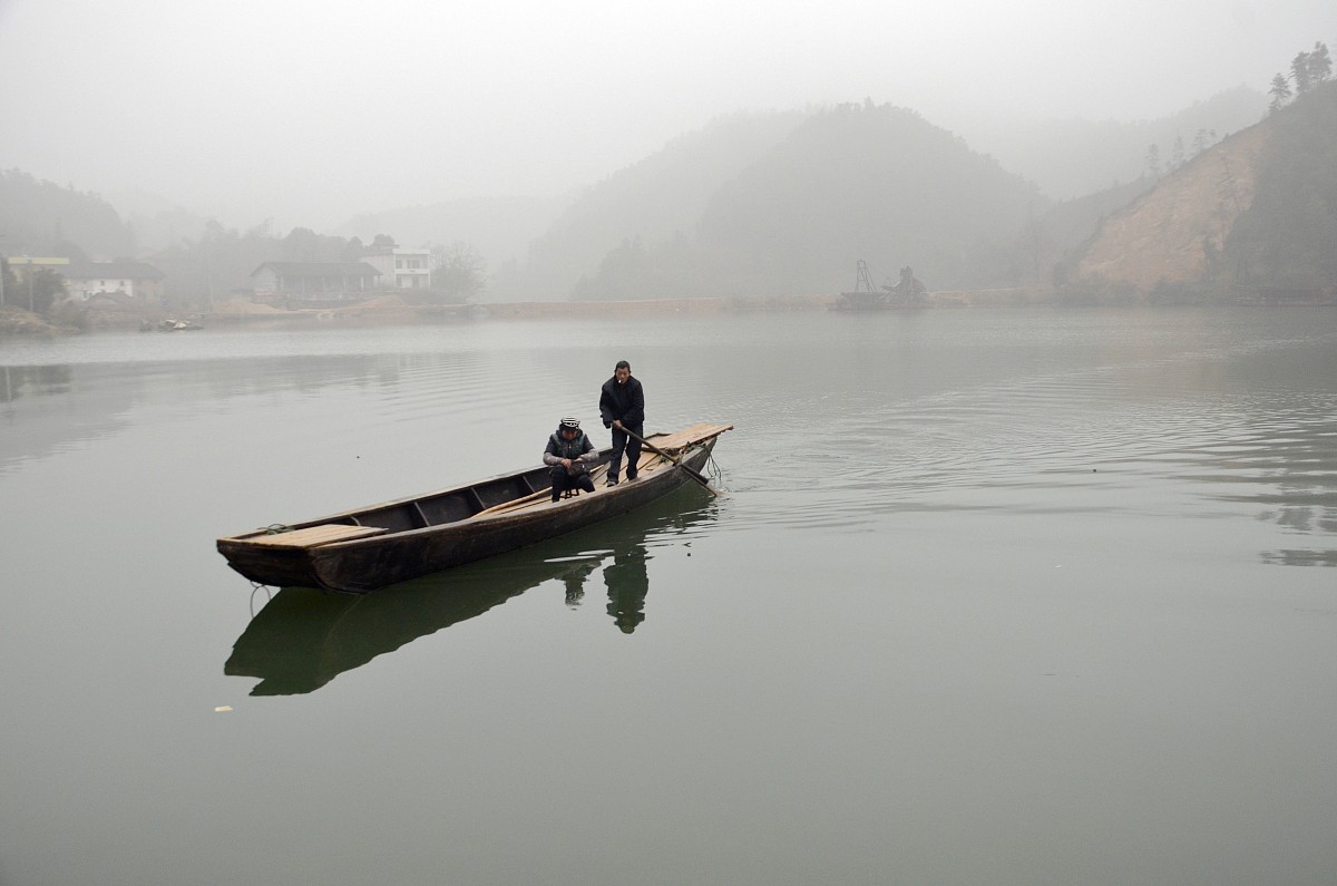 请帮我写一个关于成长的歌100字
