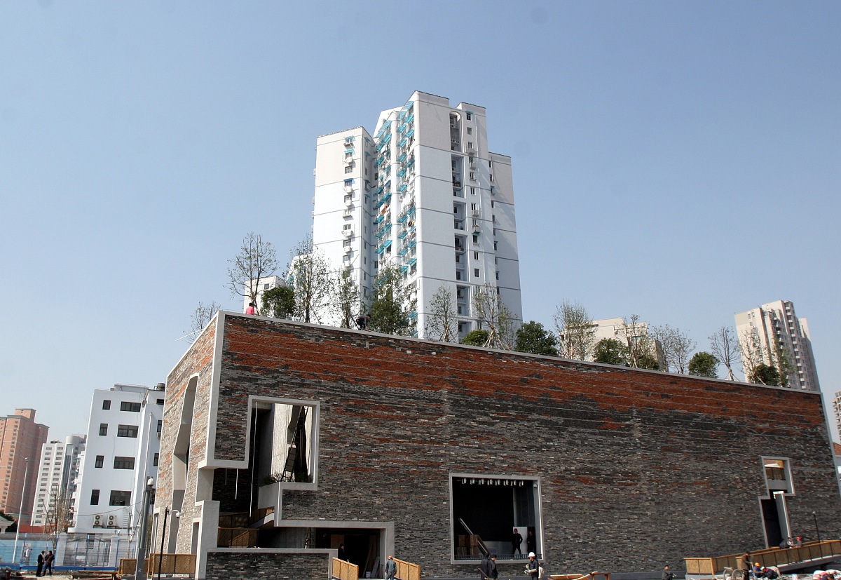 重庆初中生乘火车上学：开启独立生活新旅程