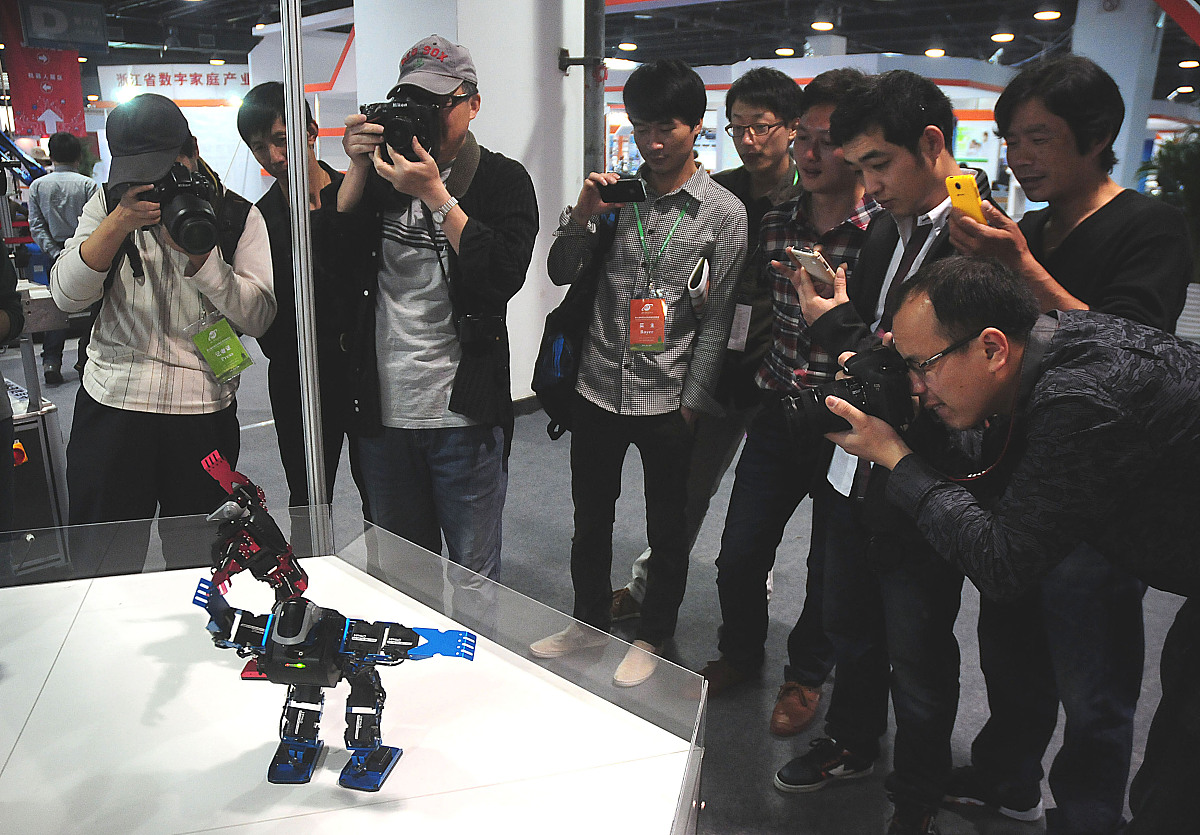 杭州电子信息职业学校2022年招生简章：专业人数及条件