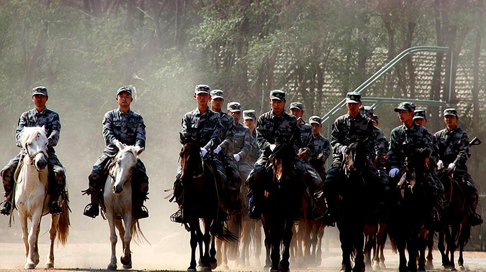 [图]中国第一神山昆仑山,为啥常年重兵把守?只因36年前的一个大发现