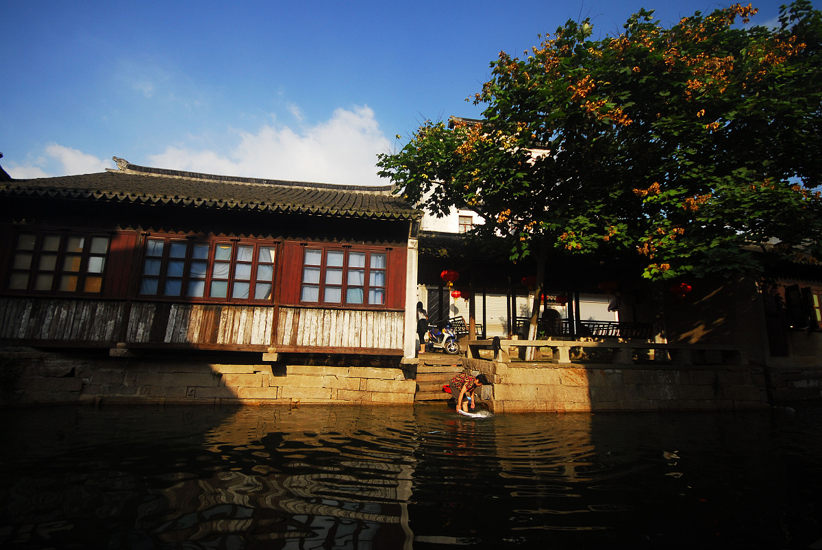 生产环境和开发环境：业务负载与临时表使用差异