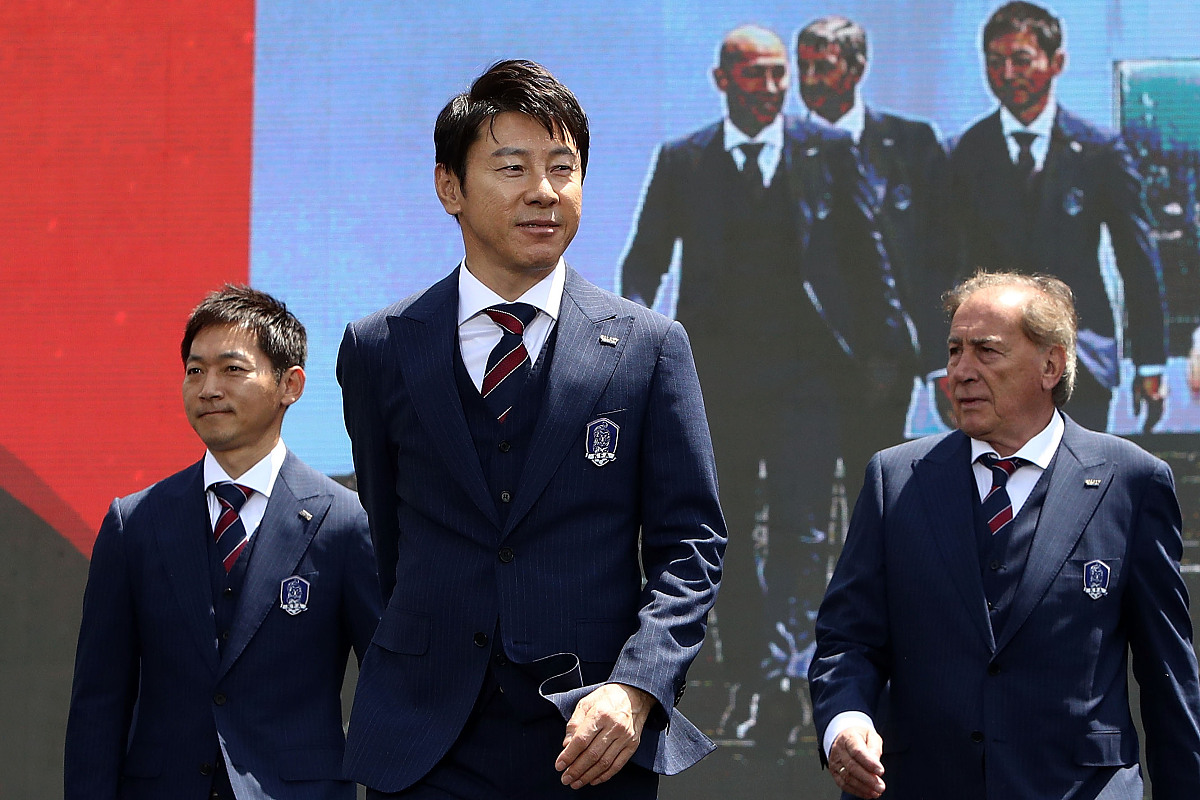 推荐一下率土之滨这款游戏的主流队伍