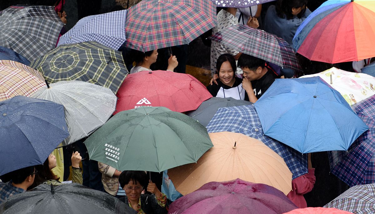 保山市第一职业中学招生报名指南：在线报名、现场报名及时间安排