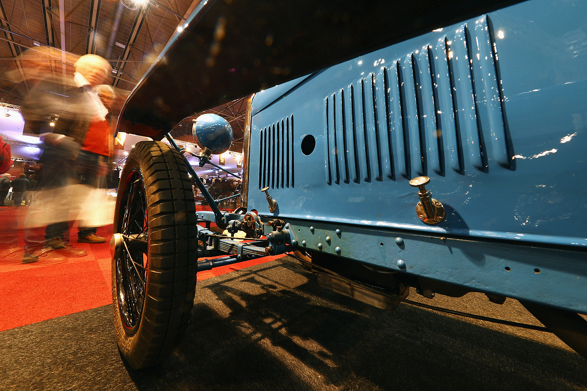 贾府用英文怎么说