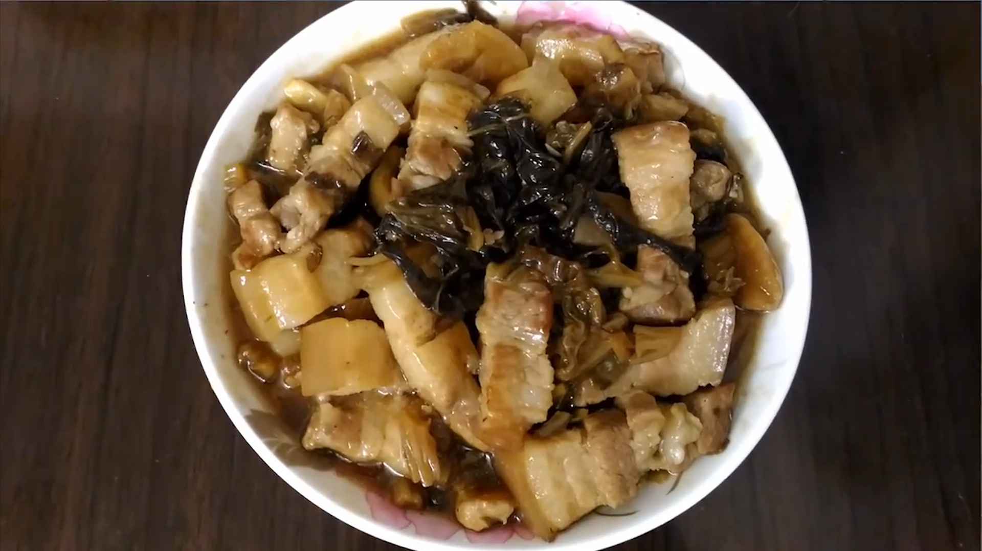 梅菜焖豬肉,真好吃,饭也能多吃一碗了,简单易做