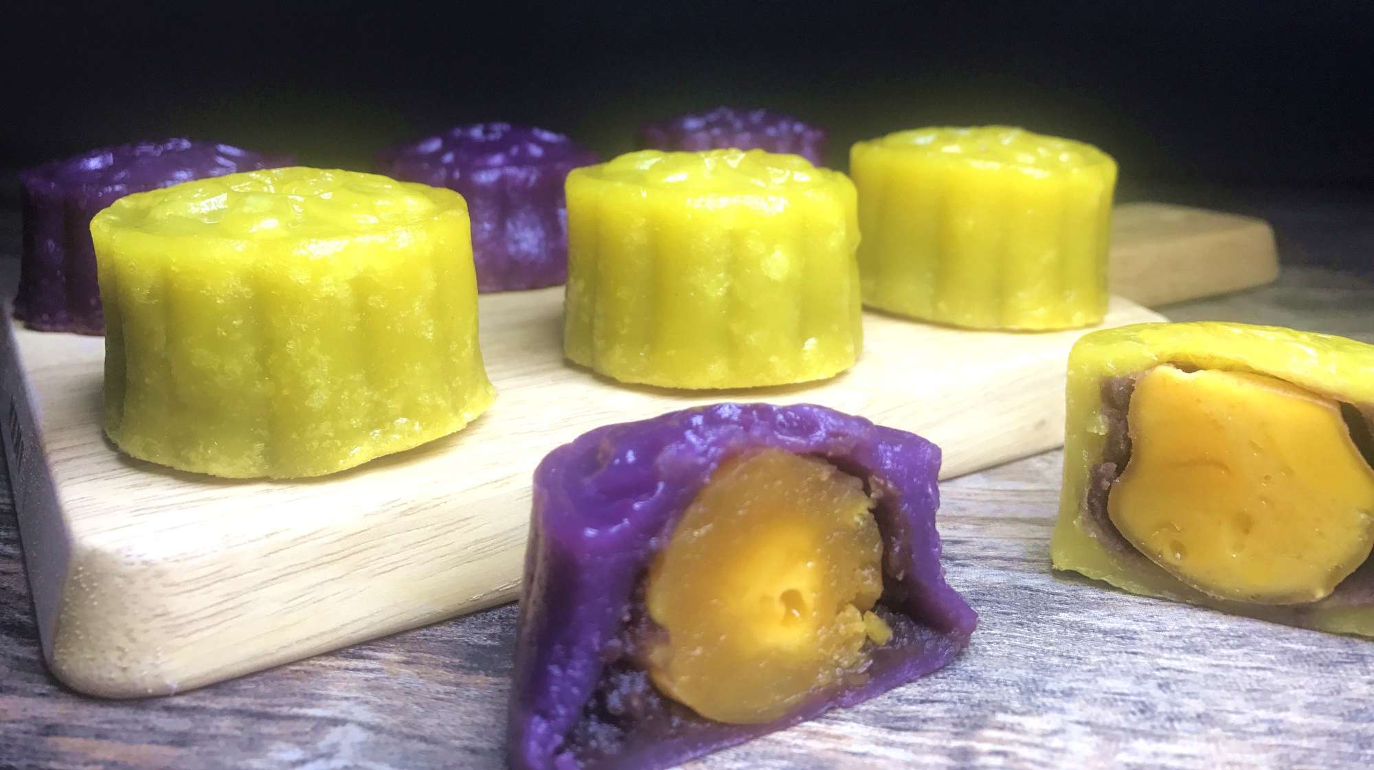 还在吃广式月饼吗?教你不用烤的月饼,好吃不腻