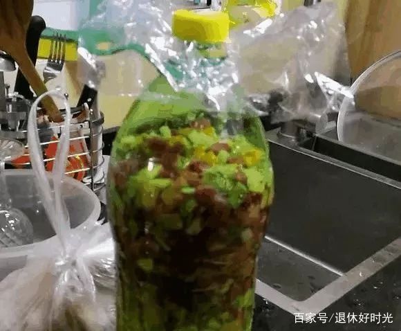 橘皮、香蕉皮别扔!简单几步秒变大肥王,花吃