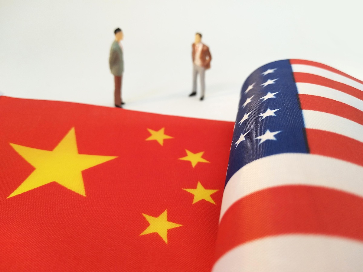 军事 列出前十和后十国家排名 并说出中国在哪