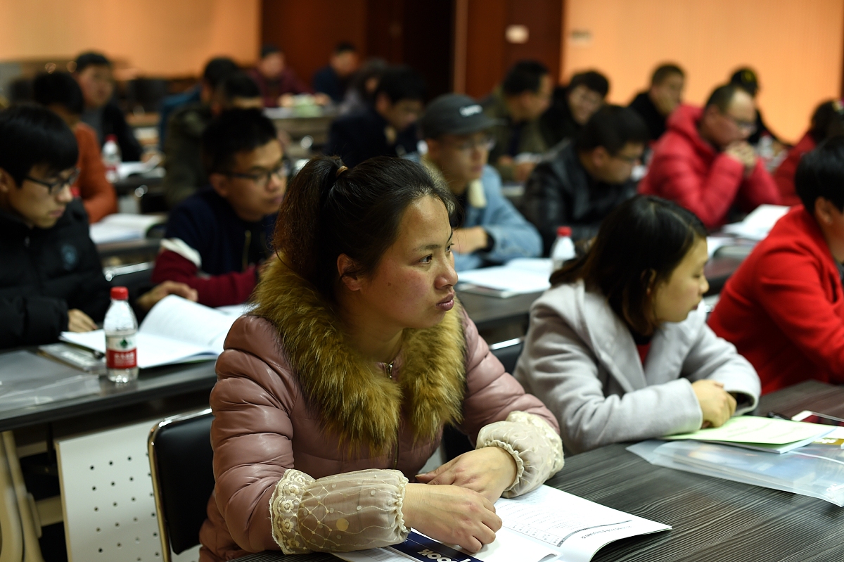 山阳县职业技术教育中心2023年招生简章 - 培养高素质技能人才