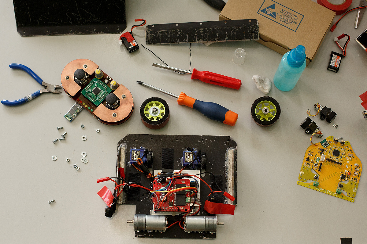 The error message indicates that the compiler cannot find the AFMotorh file This file is part of the Adafruit Motor Shield library and needs to be installed properly for your code to compileTo fix thi