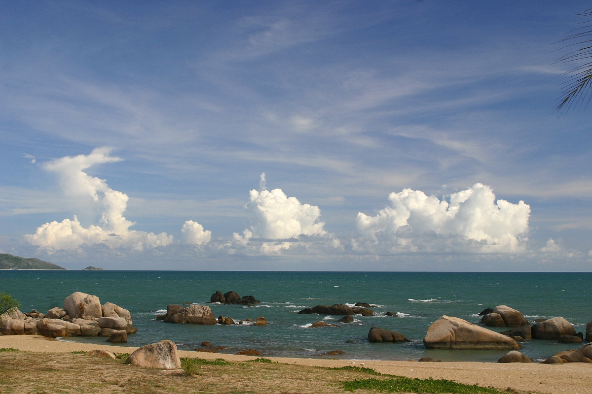天涯海角导游词