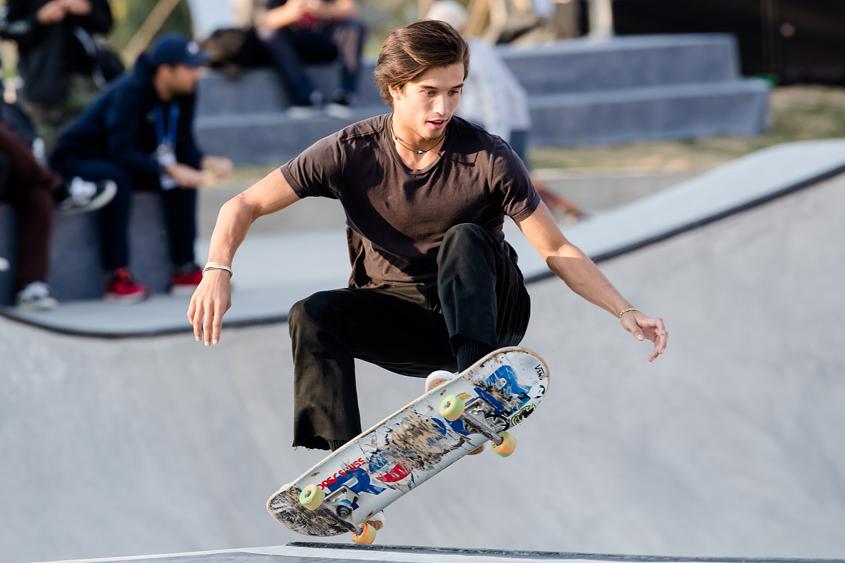 广东女子职业技术学院中专部招生办联系电话