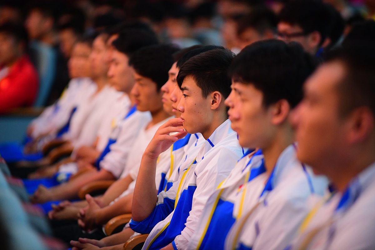 初中毕业能不能学轨道交通专业呢