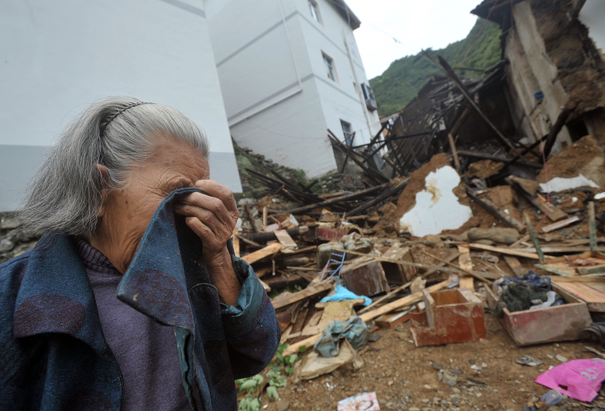 (武汉媒体请勿<strong>下载</strong>)  ***_***2011年08月23日,湖北兴山县南阳镇落步河