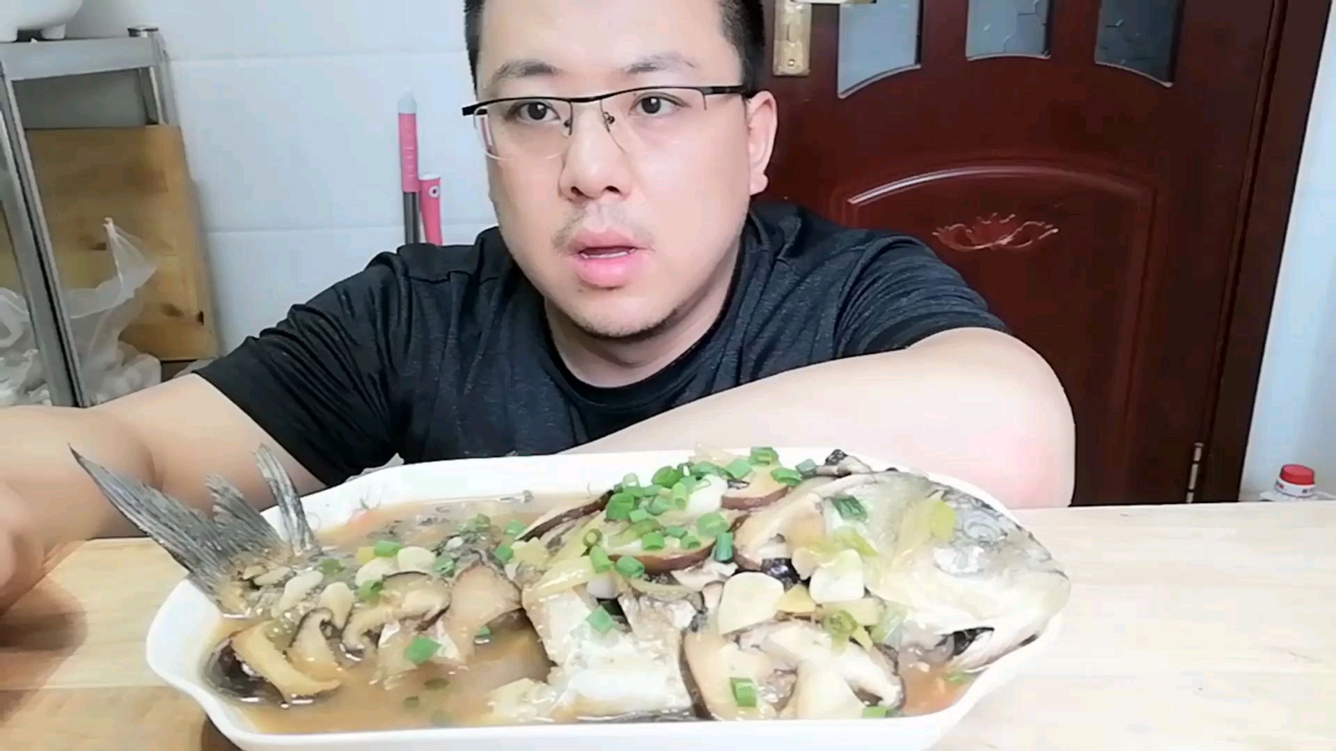 红烧鲫鱼,家常做法