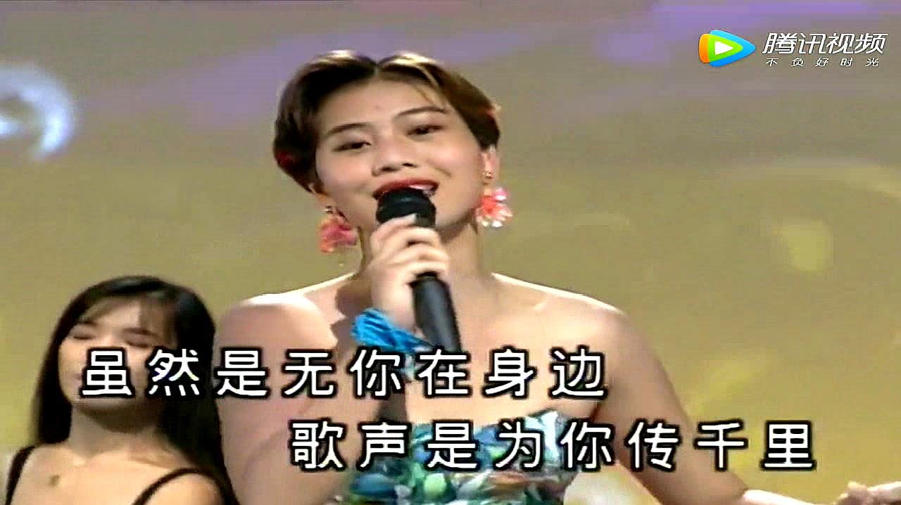 [图]十二大美女海底城泳装歌唱秀，《为你唱一首歌》黄美凤演唱