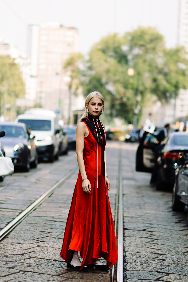 三醋酸缎面连衣裙需要几米的面料