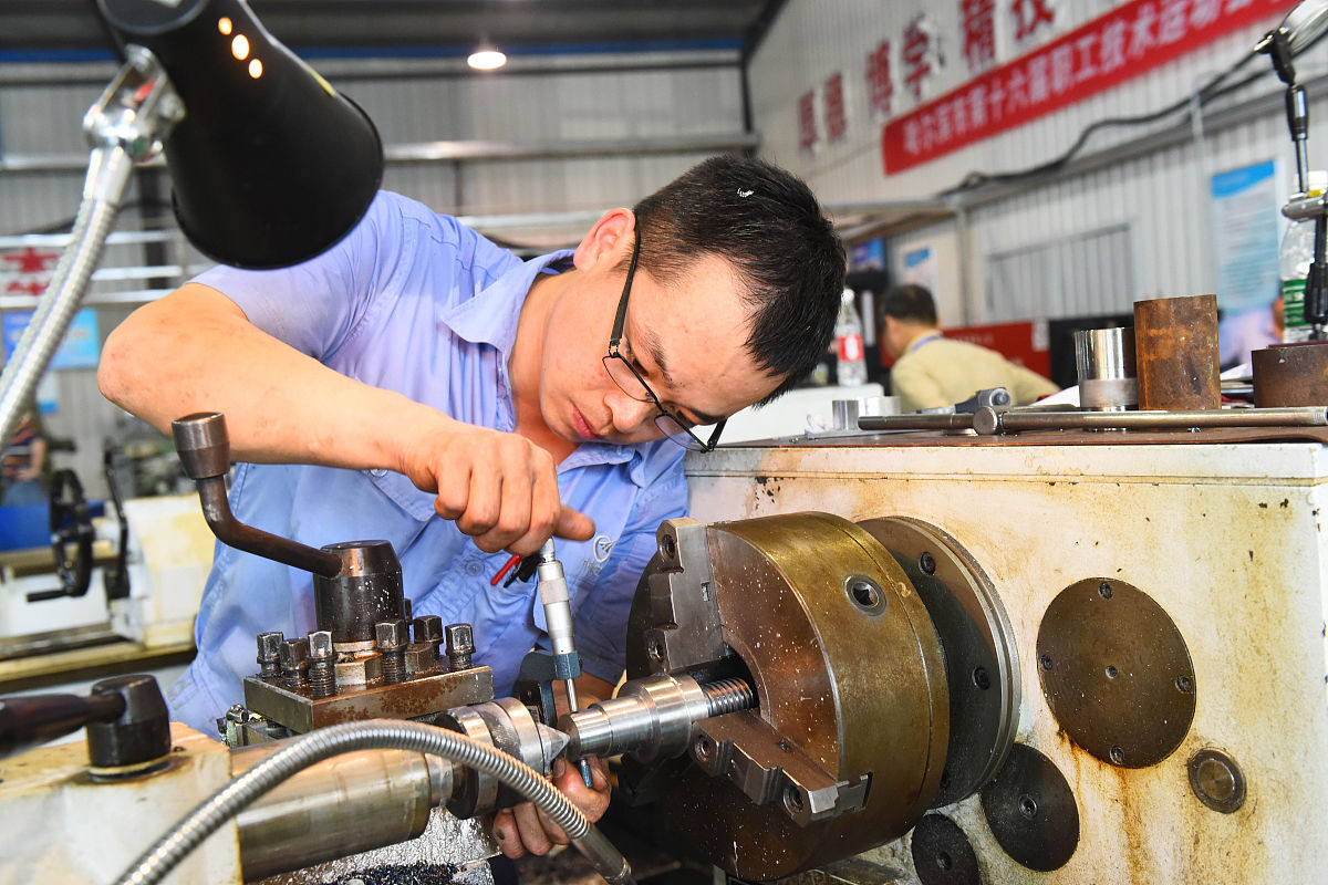 学习钳工的感想：挑战与收获并存