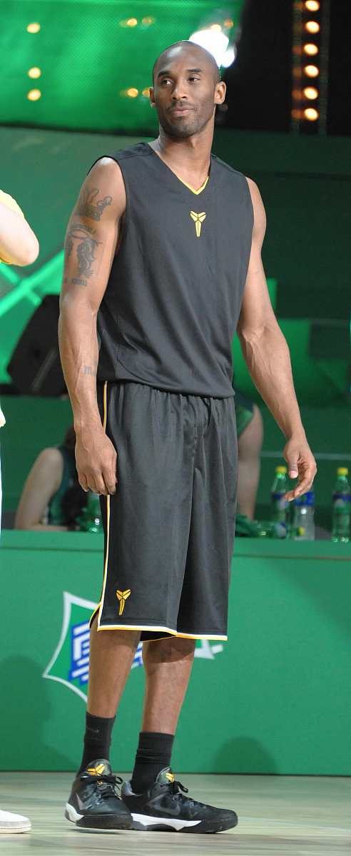 科比·布莱恩特：篮球传奇，永垂不朽