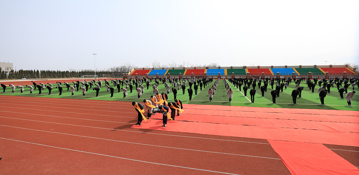 平顶山市体育运动学校热门专业：田径、篮球、游泳、武术