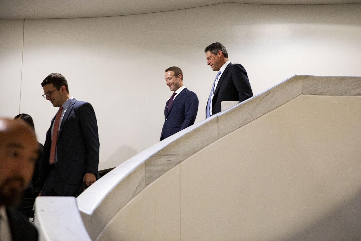 查询失信被执行人信息，从哪里进入？